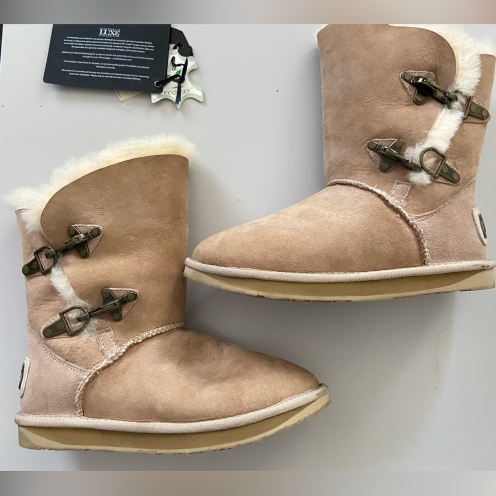 Australian Luxe-Collective beuge boots sz 7